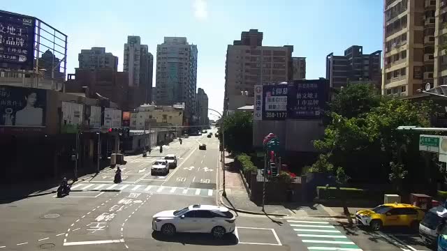 莊敬路中正路口(全家便利店旁號誌桿)