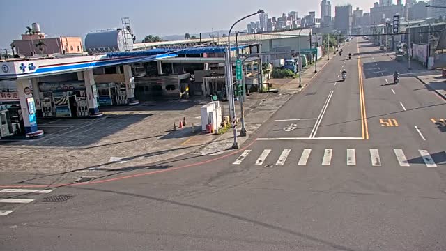 莊敬路富國路口(T字路口,鴻政汽車旁號誌桿)