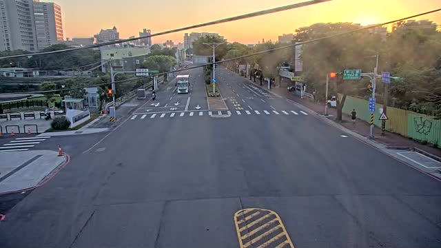 中山路-中山路1562巷中央分隔島