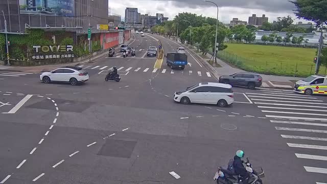 普忠路中華路口