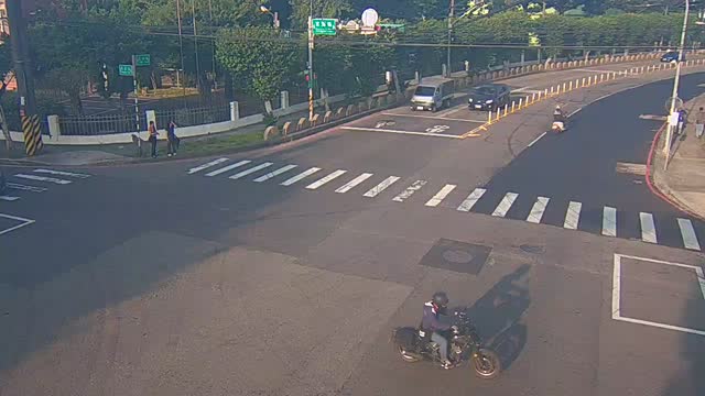 東園路吉林路口