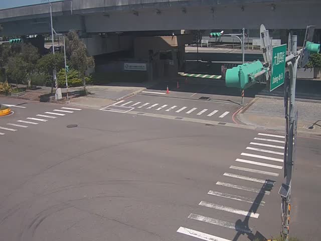 領航北路四段與大豐四街(領航北路慢車道往西北)