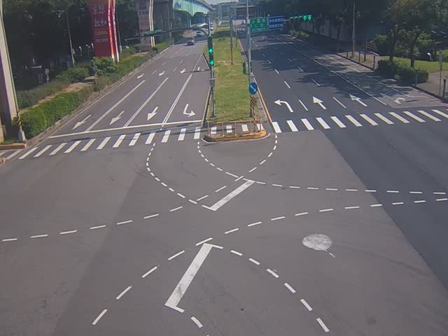 高鐵南路二段與公園路一段(高鐵南路上往北)