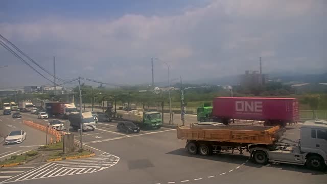 和平路與福德一街(福德一路號誌燈桿)