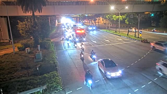 新南路二段與南崁交流道