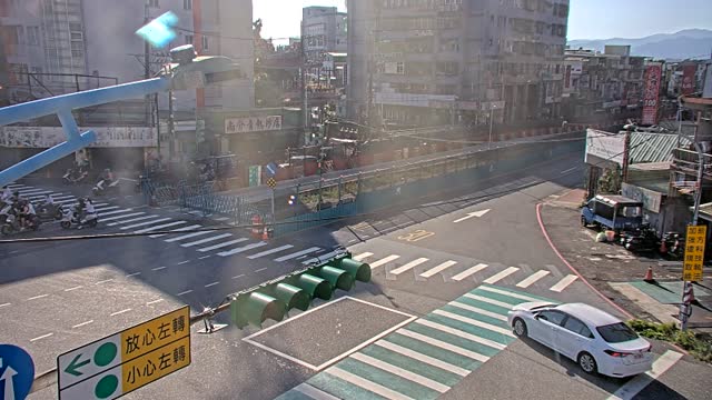 萬壽路一段與中正路(10米桿)