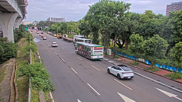龜山一路與文化三路(10米桿)