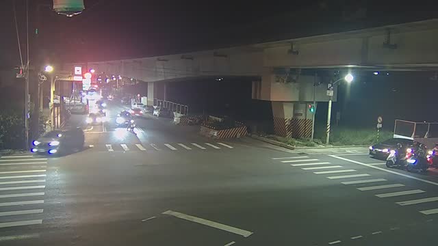中正東路與橫湳路