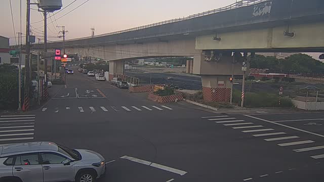中正東路與橫湳路