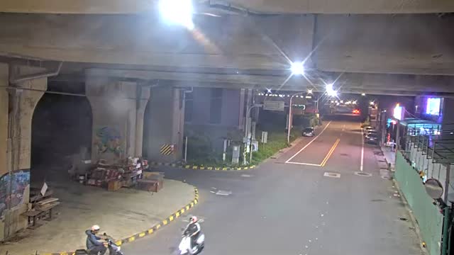西濱路一段與漁港路口(南端)