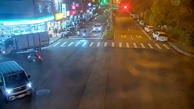 成功路一段與工業五路、民權路口