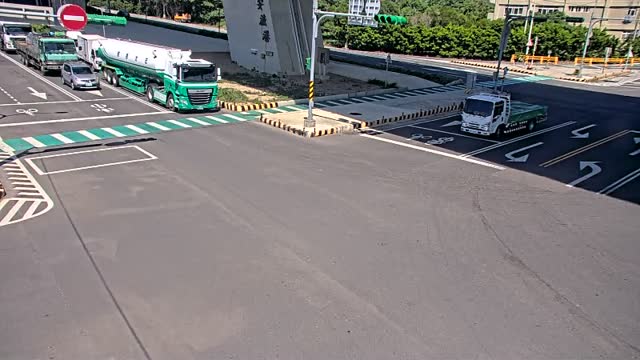 台61西濱公路與中山西路三段(永安漁港地標旁)