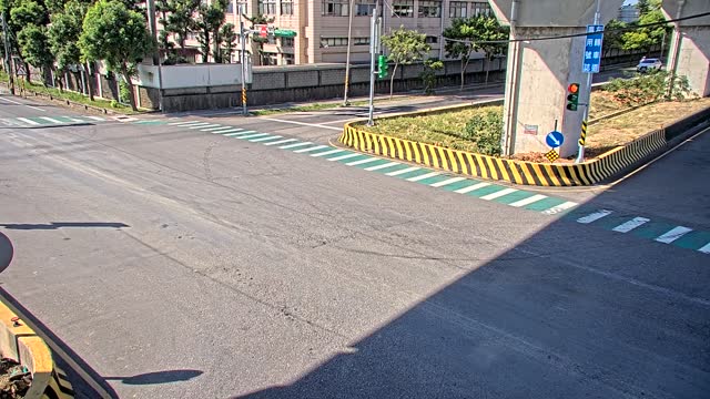 台31線高鐵南路六段與梅高路