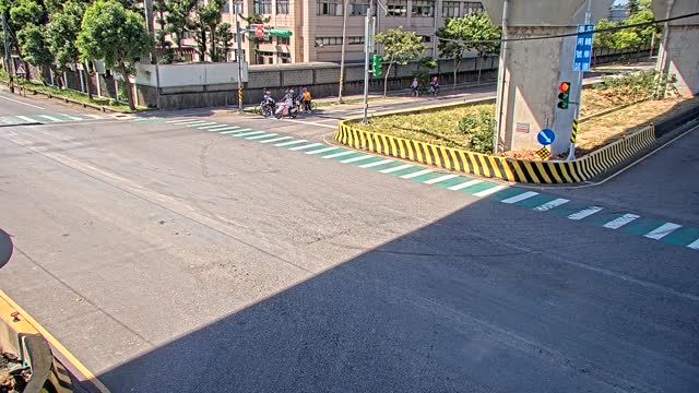 台31線高鐵南路六段與梅高路